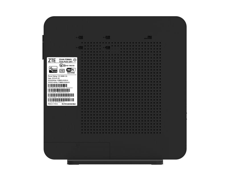Picture with ZTE logo 2