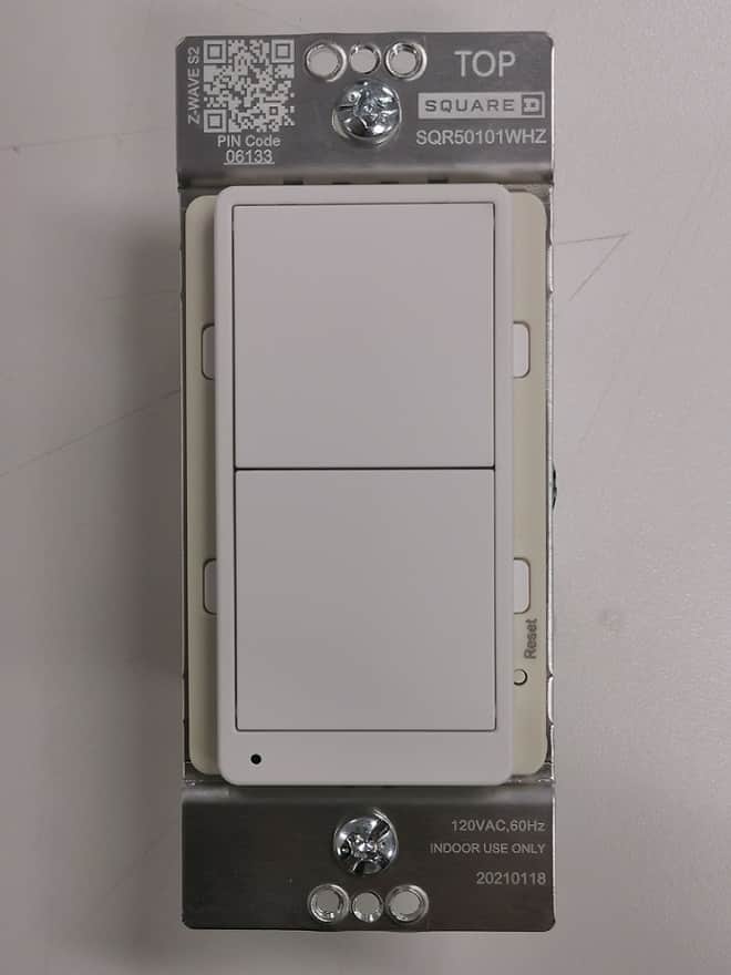 Z-Wave Plus Auxiliary Switch by Square D